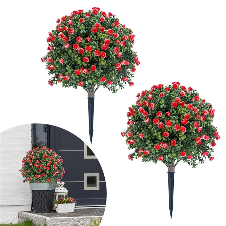 Cespugli finti resistenti ai raggi UV Piante artificiali Albero topiario finto con punta di terra in vendita