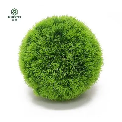 Palle di erba artificiale con luci